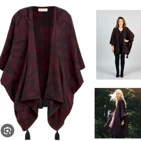 Cleobella Fringe Trim Burgundy Floral Poncho Wrap Cardigan O/S - Picture 2 of 14
